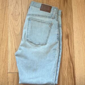 NWOT: Madewell Jeans | Skinny Mid-Rise Crop | Size 28 | Light Blue